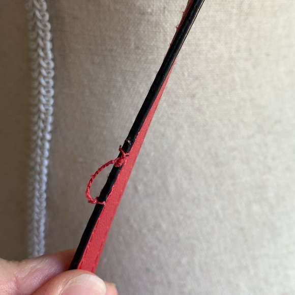 Red crossbody camera bag from Italy, faux leather - Picture 6 of 14